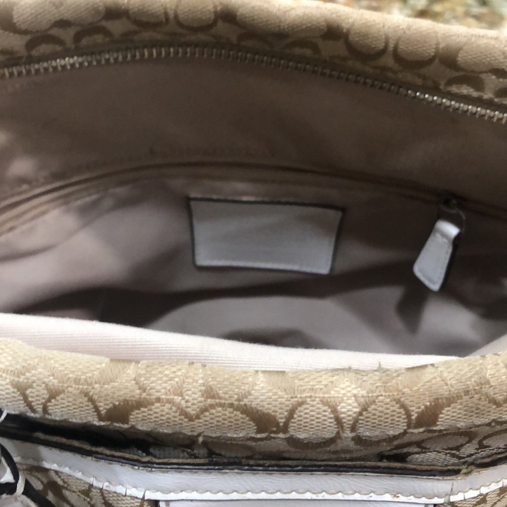 Coach Signature Cloth bag in beige with cream trim and handles. - Picture 4 of 9